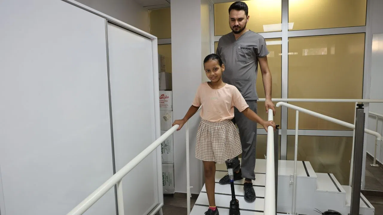 Rukiye Emine Yıllar Sonra Ayağa Kalktı