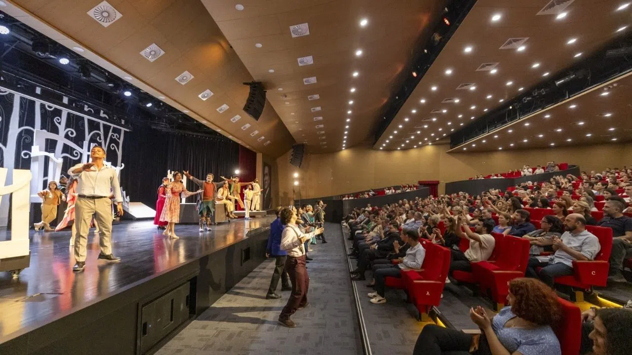 Şehir Tiyatrosu’ndan Sanat Dolu Açılış