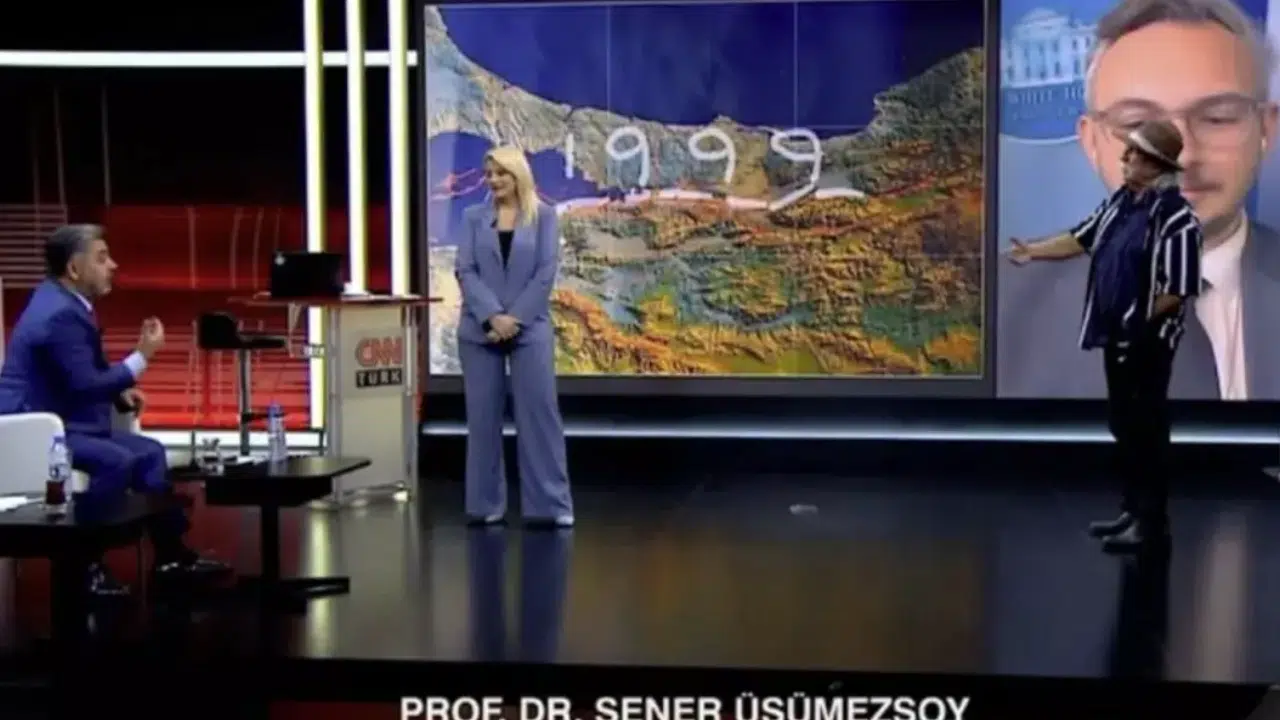 Profesör Canlı Yayında Patladı! "Yeter Be" Diye Bağırdı