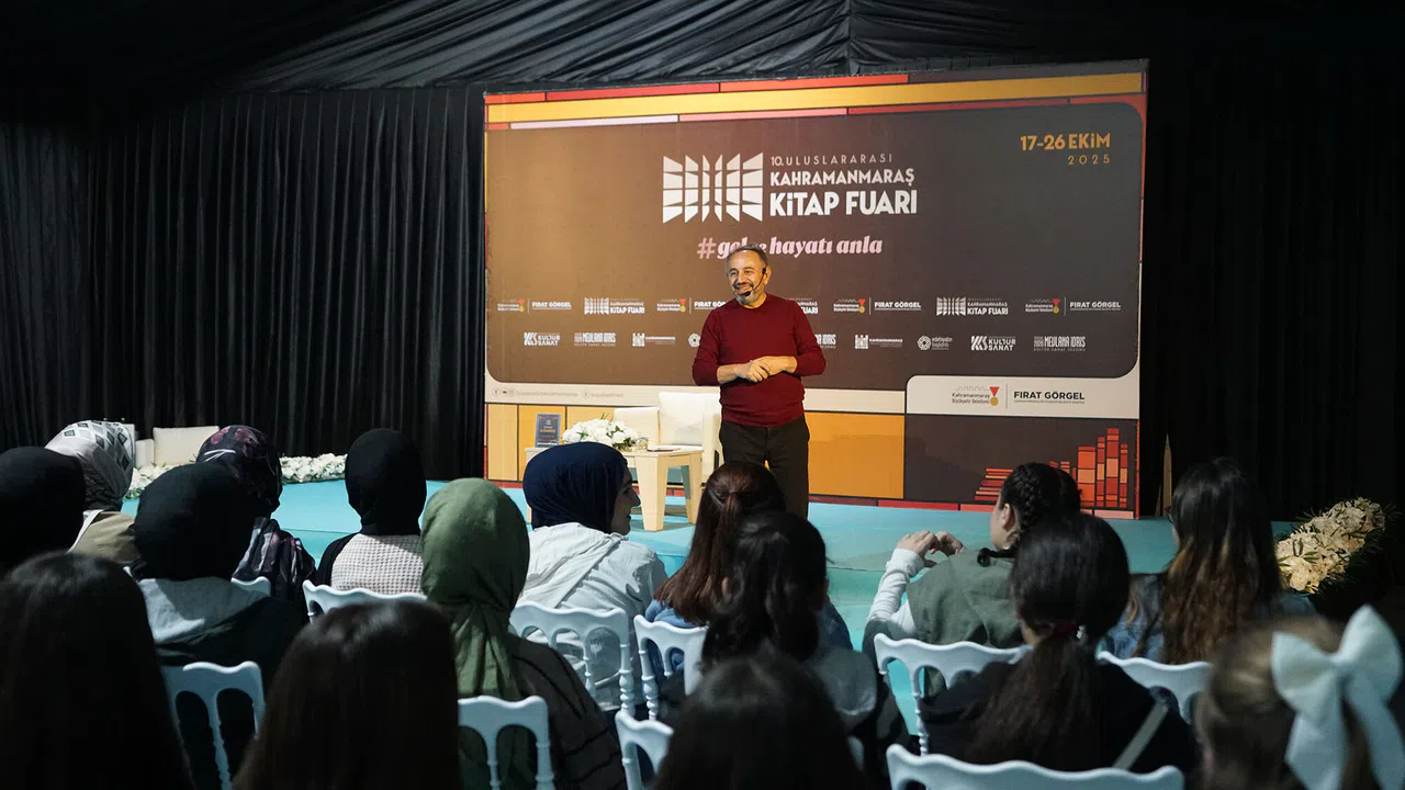 Tufan Gündüz, Kahramanmaraş Kitap Fuarı’nda Tarihe Yolculuk Yaptırdı
