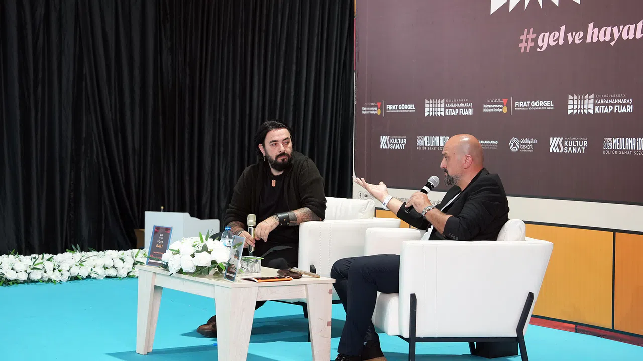 Kitap Fuarı’nda Uğur Batı ve Hakan Toytok’tan Düşündüren Söyleşi
