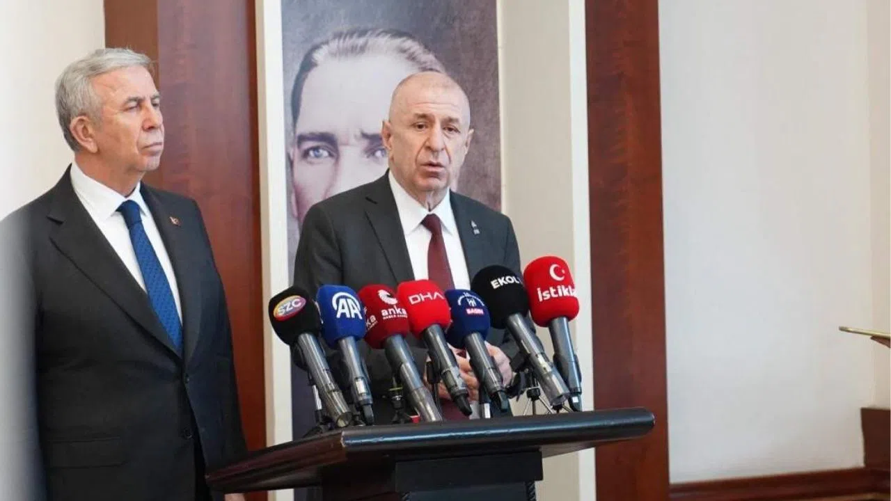 Ümit Özdağ'dan İYİ Parti'ye İttifak Çağrısı