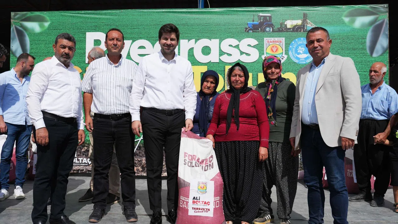 Üreticilere yüzde 50 hibe destekli tohum dağıtıldı