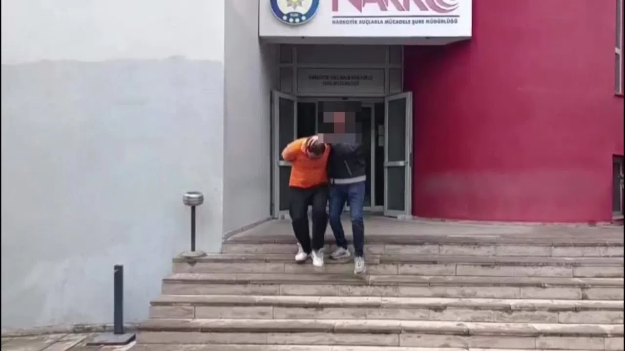 Uzun Süredir Aranan Madde Satıcısı Yakalandı