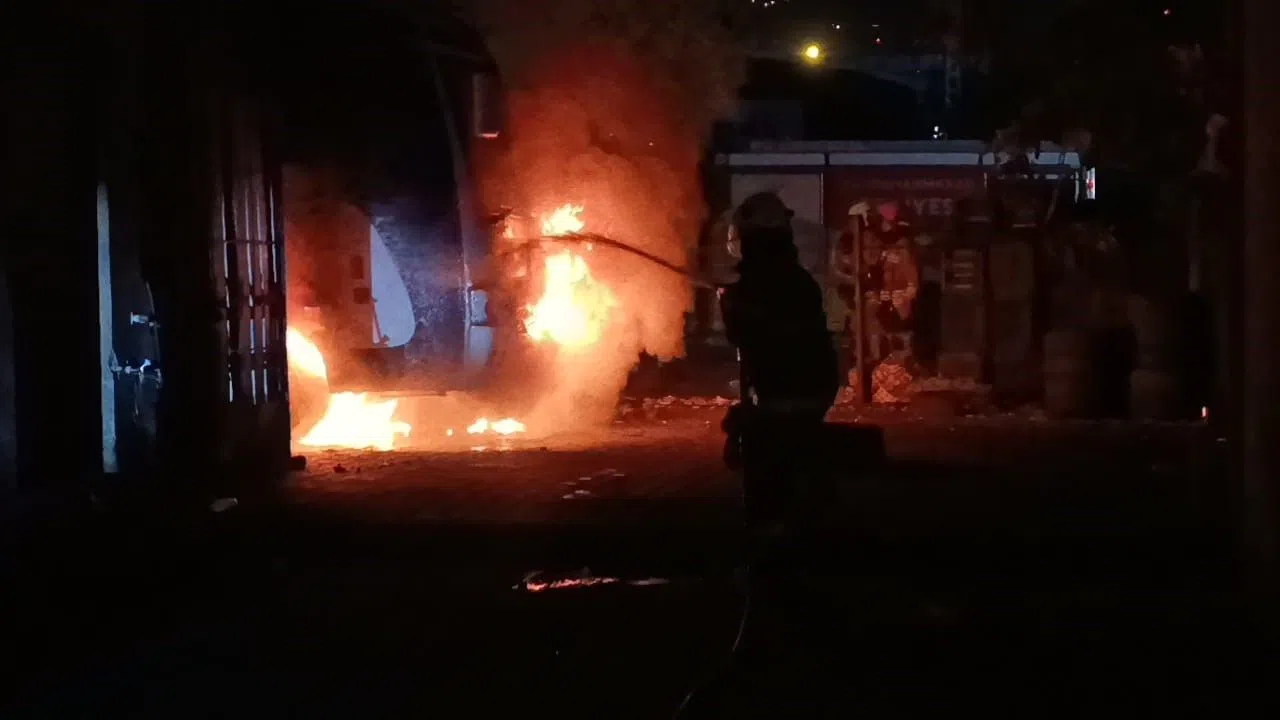 Kahramanmaraş'ta Otobüs Yangını: Şüpheli Düzenek Bulundu