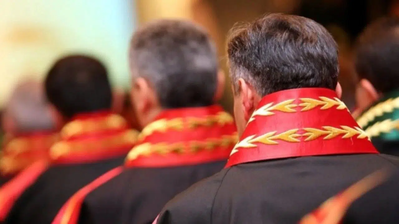 Yeni Dönem Başlıyor! 1000 Hakim ve Savcı Yardımcısı Alınacak