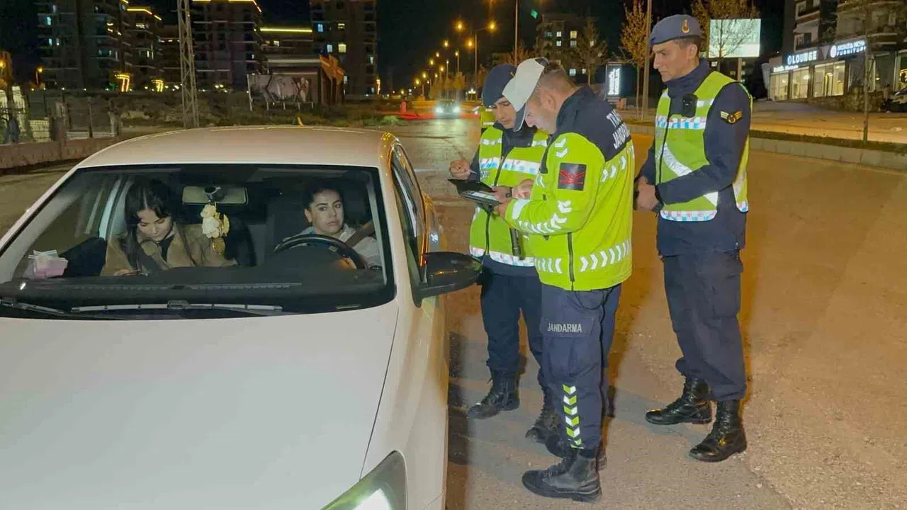 Kahramanmaraş'ta 25 Bin Araç Jandarma Denetiminden Geçti