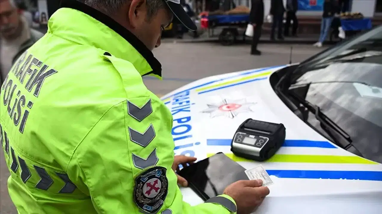 2026'da Trafik Cezaları Ne Kadar Olacak? İşte Yeni Ceza Listesi ve Tutarları