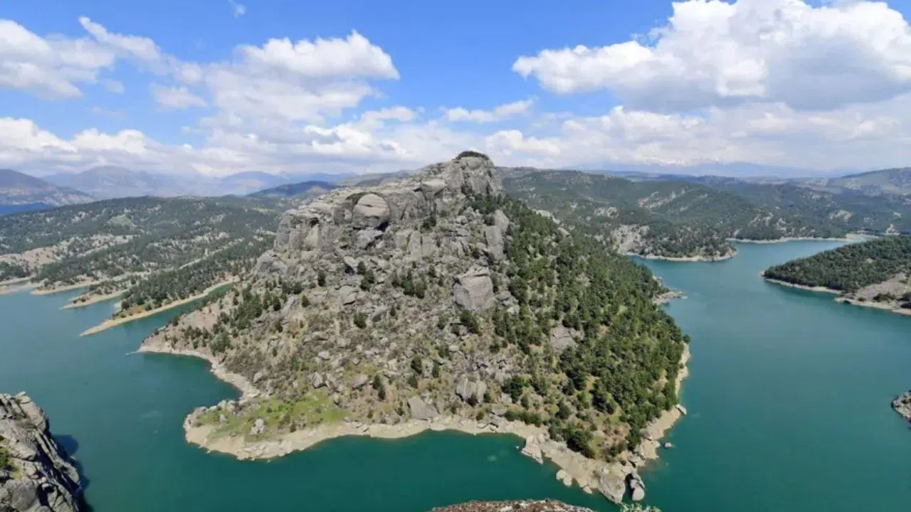 Kahramanmaraş Ali Kayası: Doğa ve Tarihin Buluştuğu Nokta