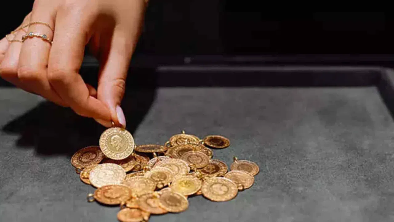 İslam Memiş'ten Altın Uyarısı: "Tamamen Köpük, Kasım Ayında..."