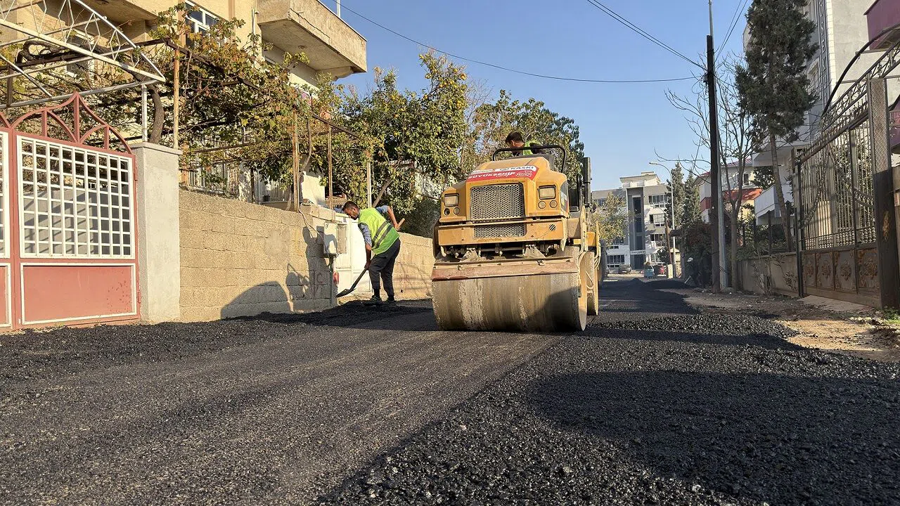Egemenlik ve Mehmet Akif’te altyapı sonrası yollar yenileniyor