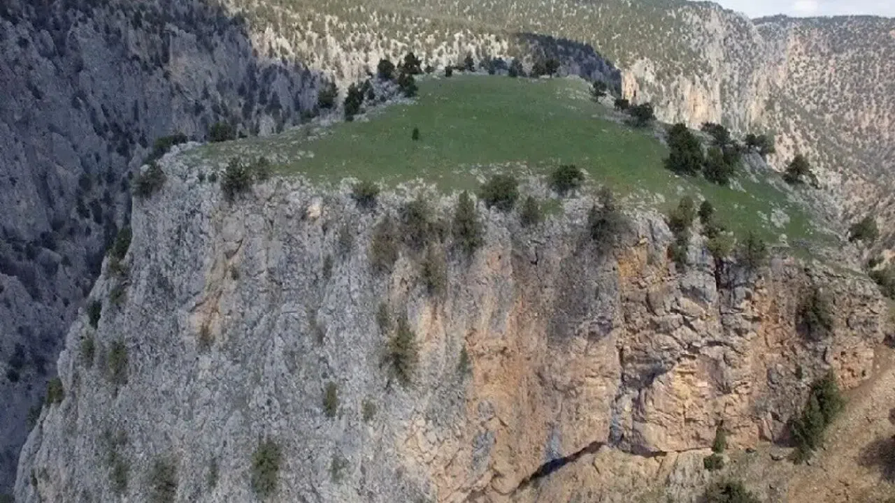 Kahramanmaraş'ın Görkemli Mirası: Göksun Aybastı Kalesi