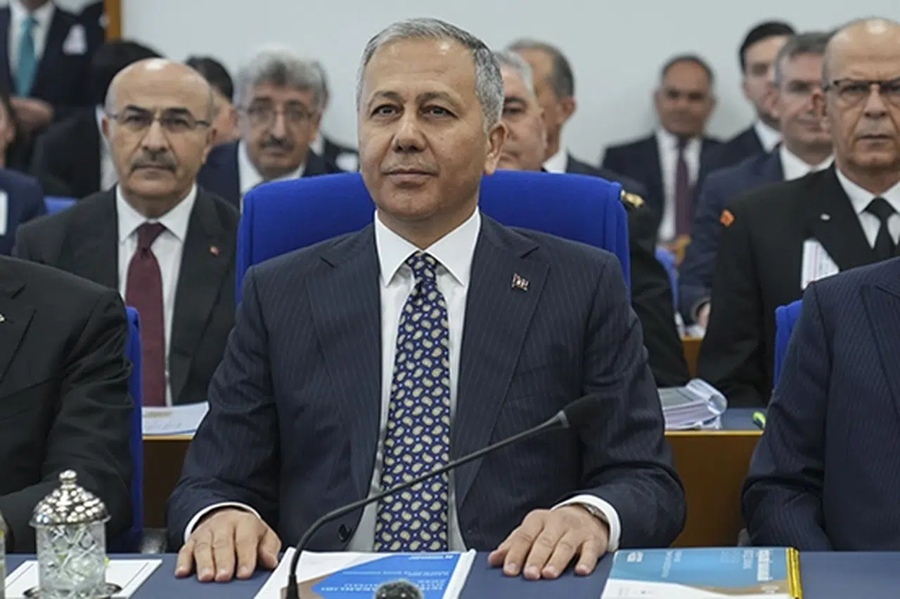 Bakan Yerlikaya: Bin 48 belediye için soruşturma izni verdik