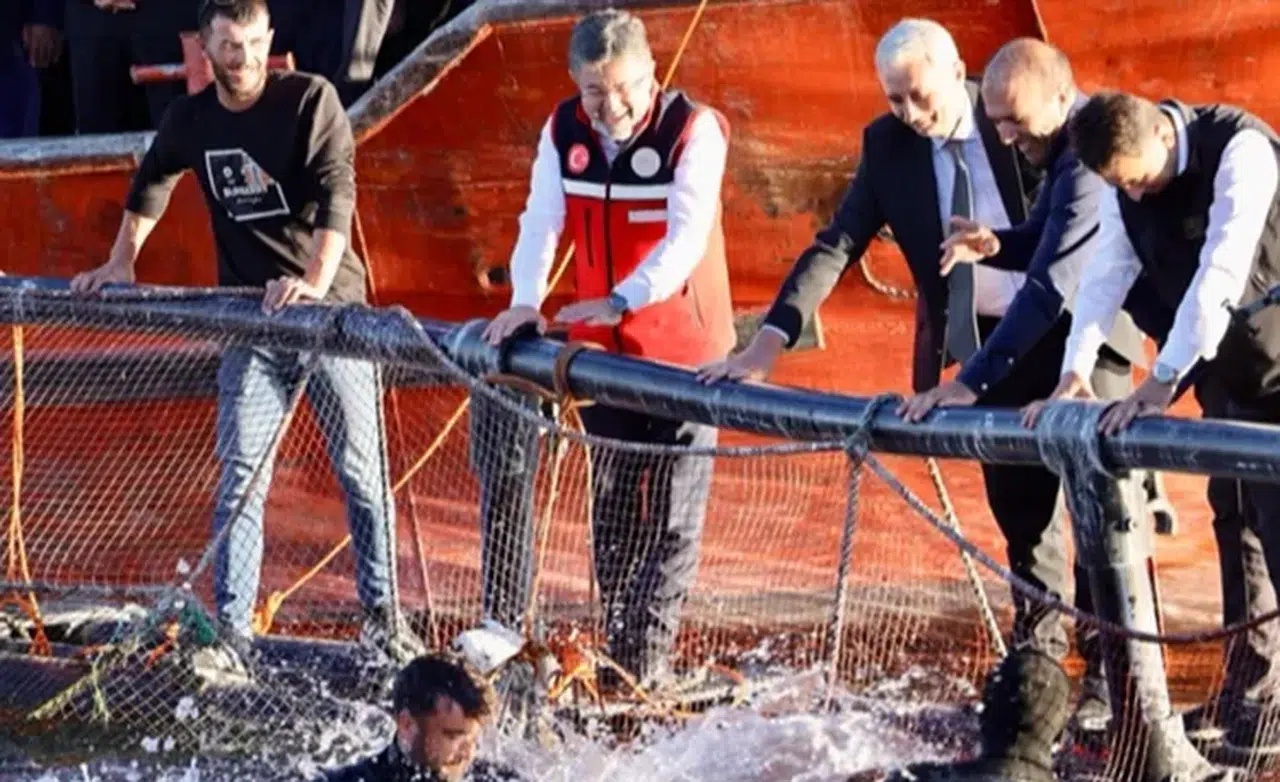 Bakan Yumaklı: Su ürünlerinde hedef 3 milyar dolar ihracat