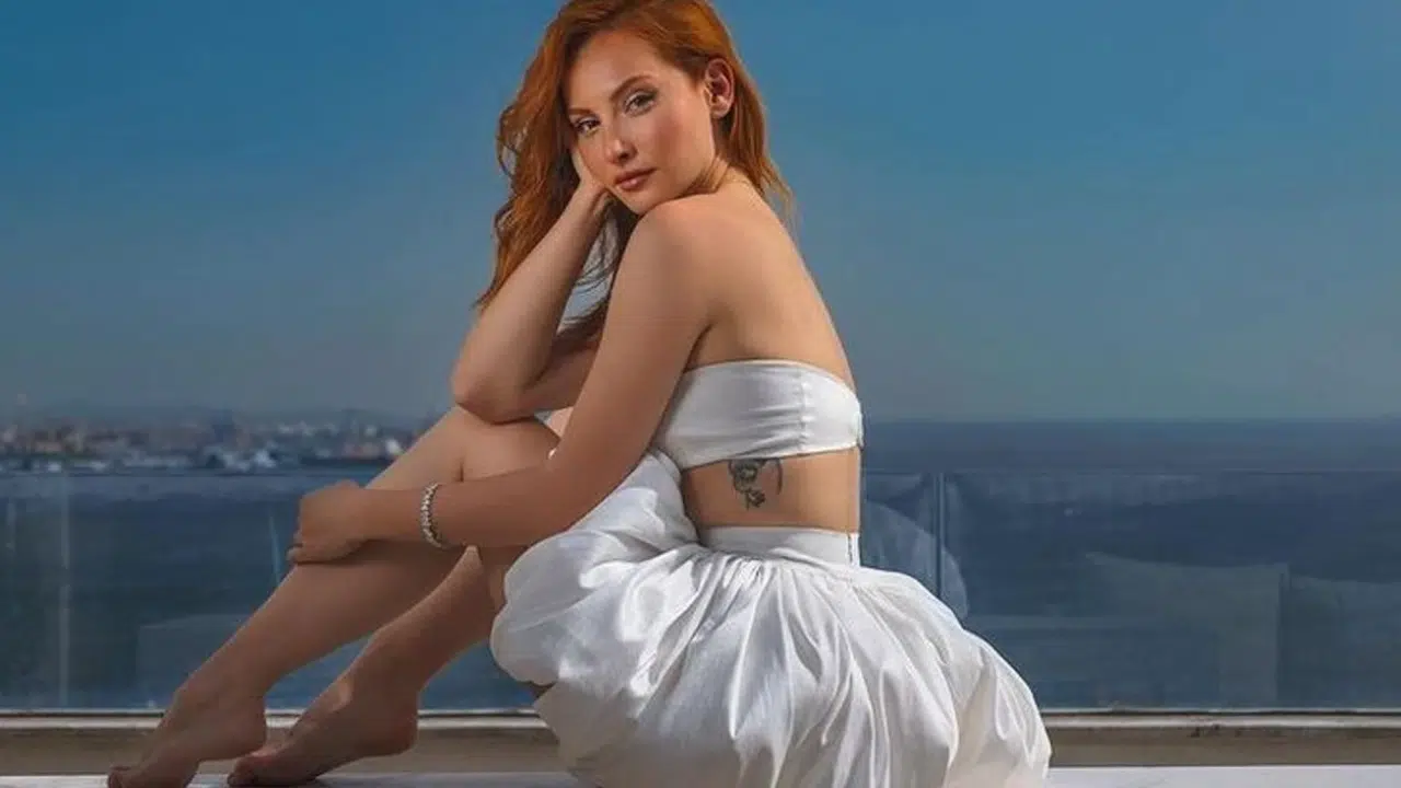 Başak Gümülcinelioğlu ve Çağrı Çıtanak'ın Bebeği Dünyaya Geldi