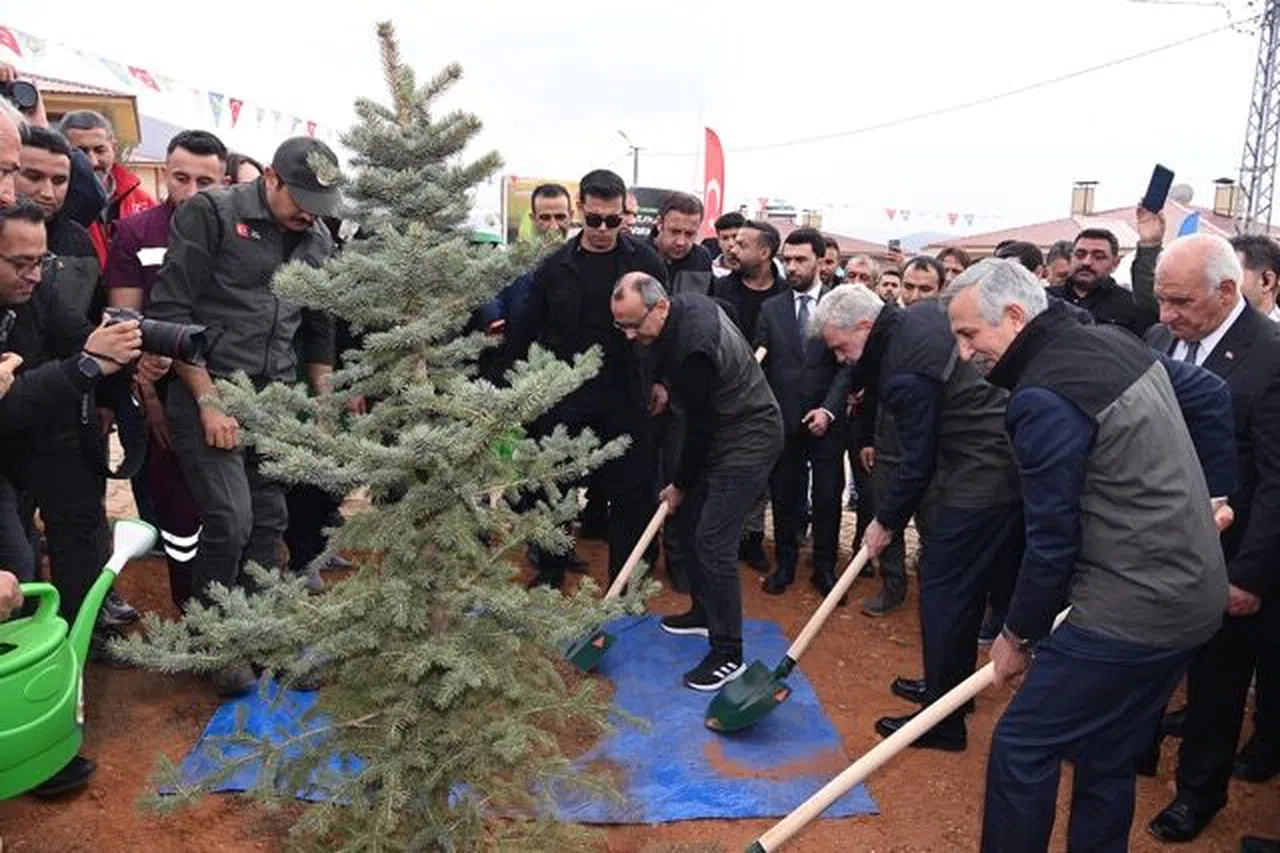Başkan Fırat Görgel: “Diktiğimiz Her Fidan Geleceğe Umut ve Miras”