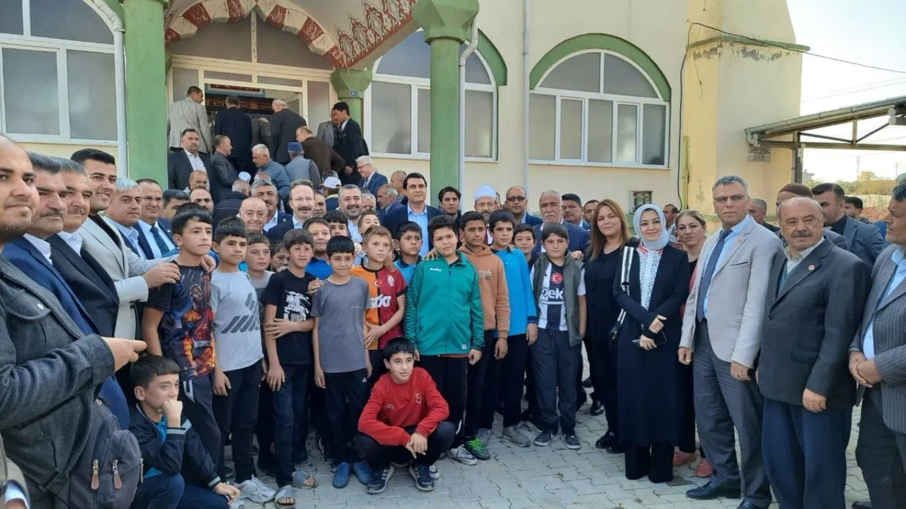 Kahramanmaraş Şehitkamil'de Hz. Yusuf Camii Hizmete Açıldı
