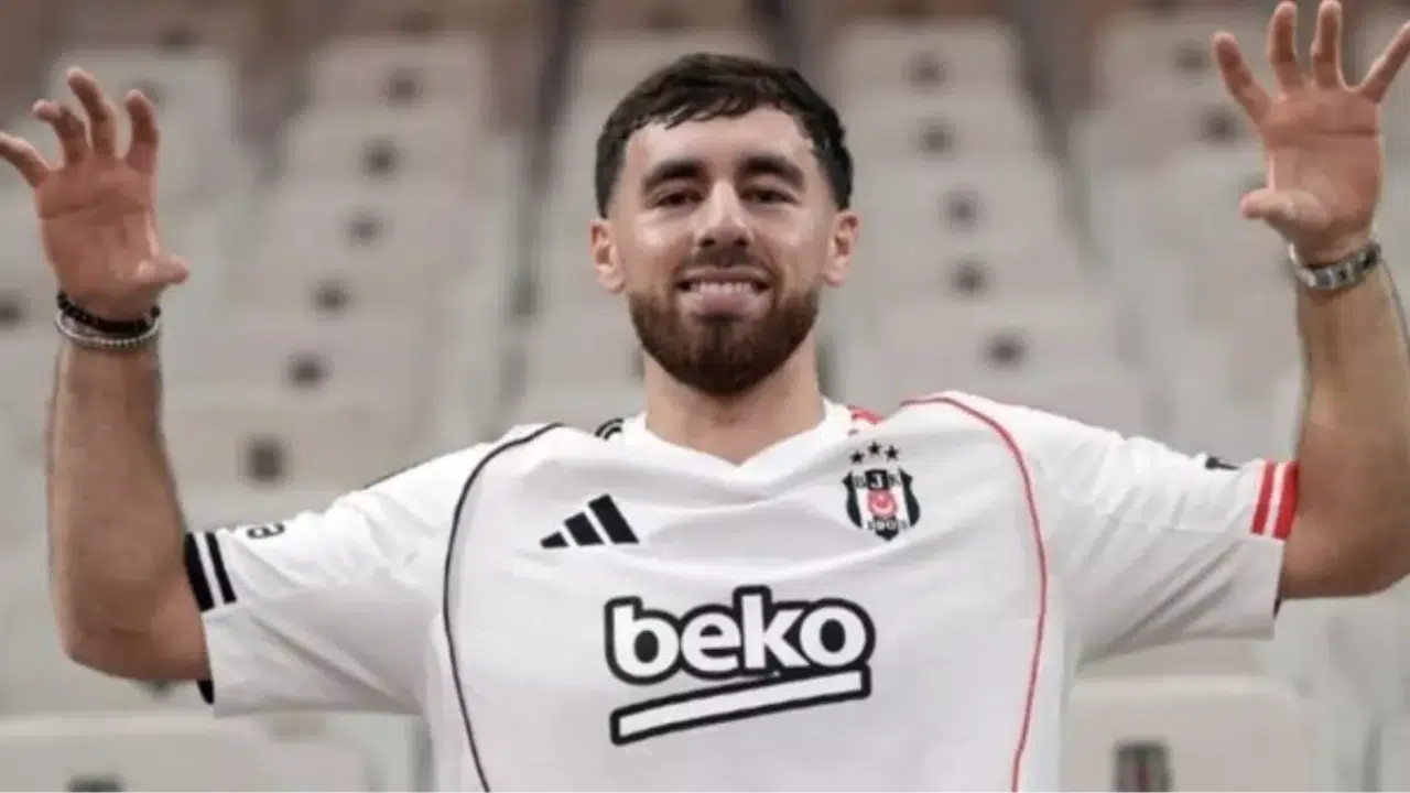 Beşiktaş'ta Derbi Sonrası İsyankâr Anlar: Orkun Gözyaşları İçinde Özür Diledi