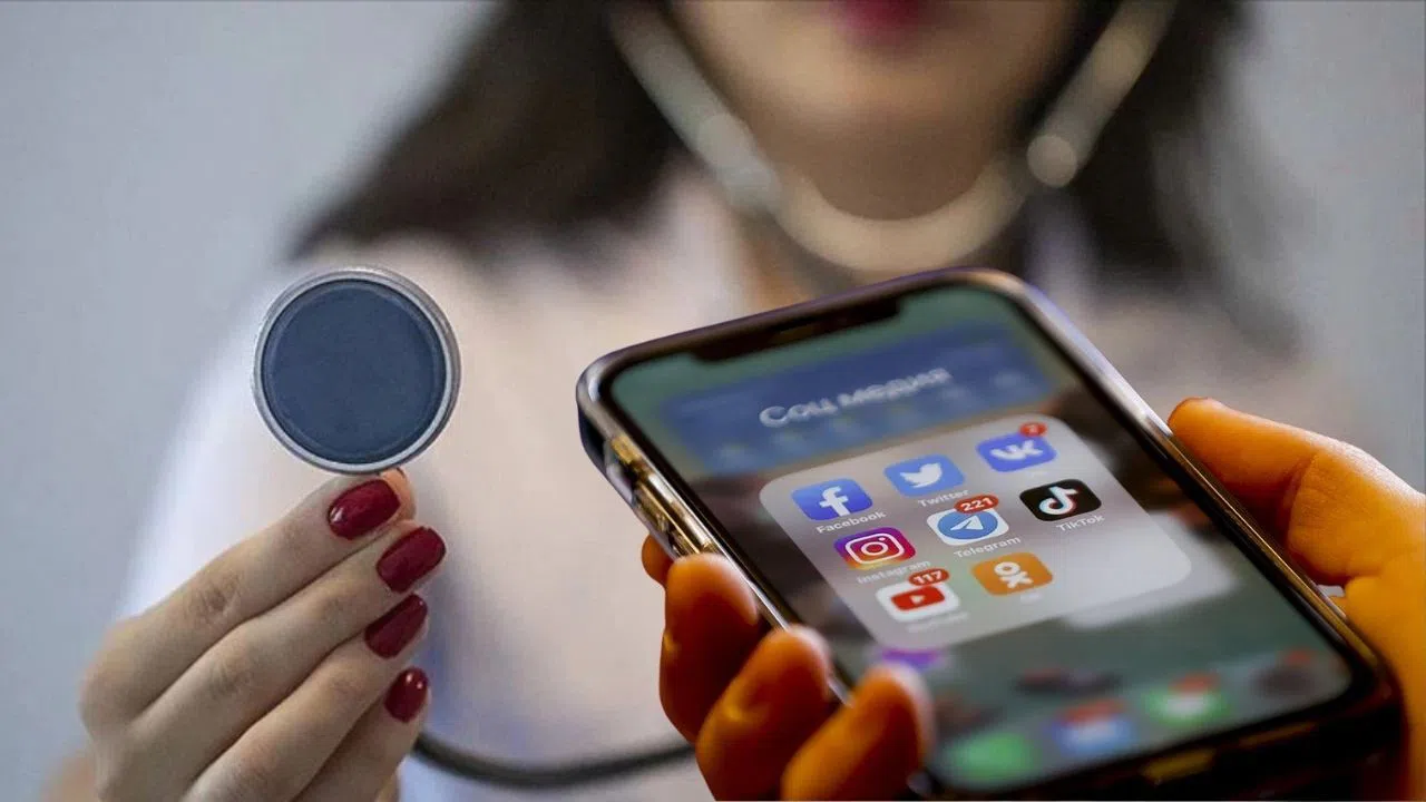 Doktorlara Sosyal Medya Sınırı: Paylaşım Yapamayacaklar