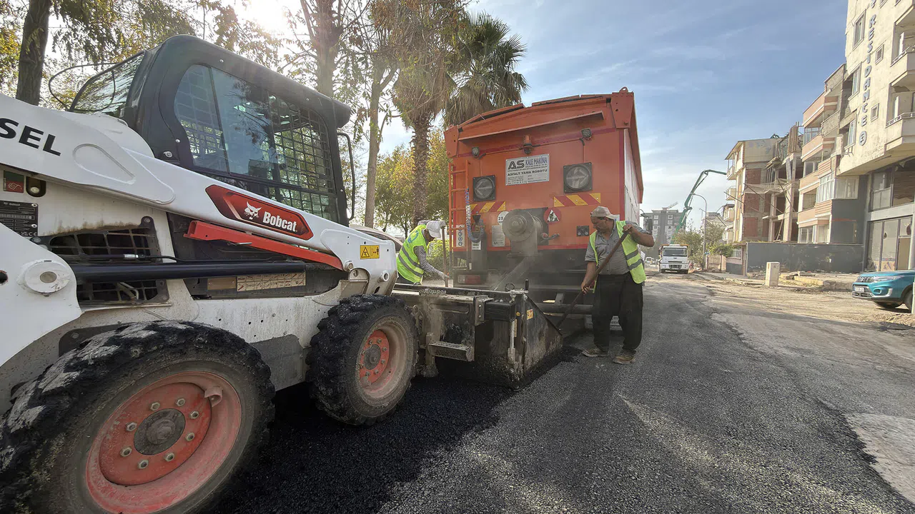 Egemenlik Mahallesi’nde Altyapı Tamamlandı, Asfalt Mesaisi Başladı