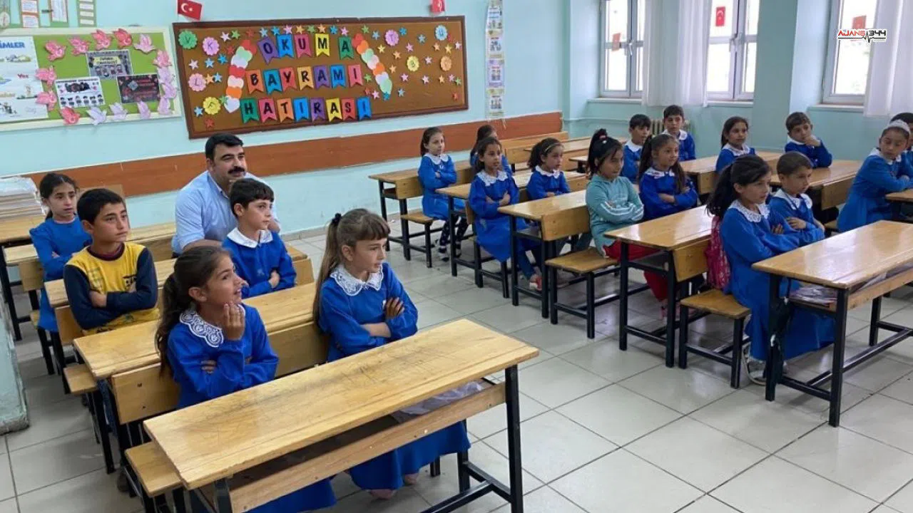 Evrim Akın'dan Gözyaşlarıyla Yanıt: "Algı Operasyonu Sinirimizi Bozdu"