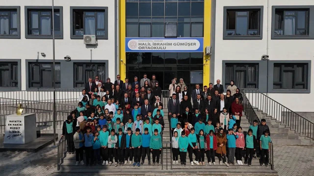 Kahramanmaraş'ta Halil İbrahim Gümüşer Ortaokulu Açıldı