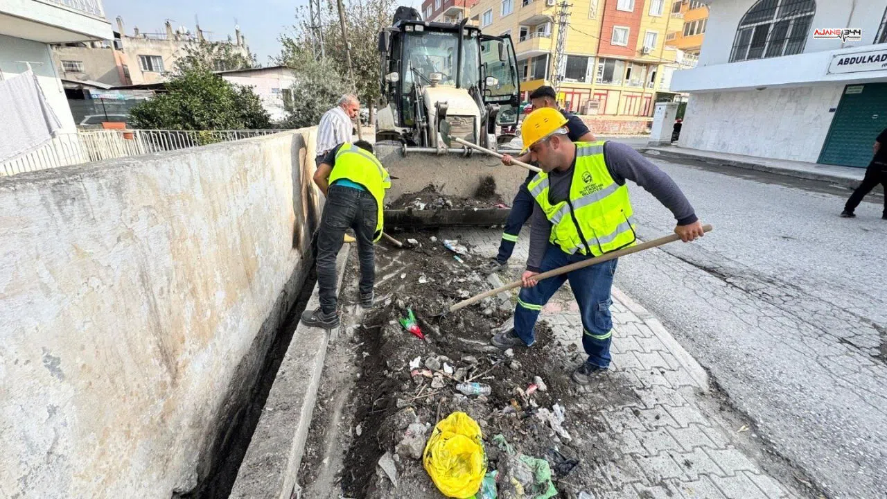 66 Kilometrelik Altyapı Temizliğinden 53 Kamyon Atık Çıkarıldı