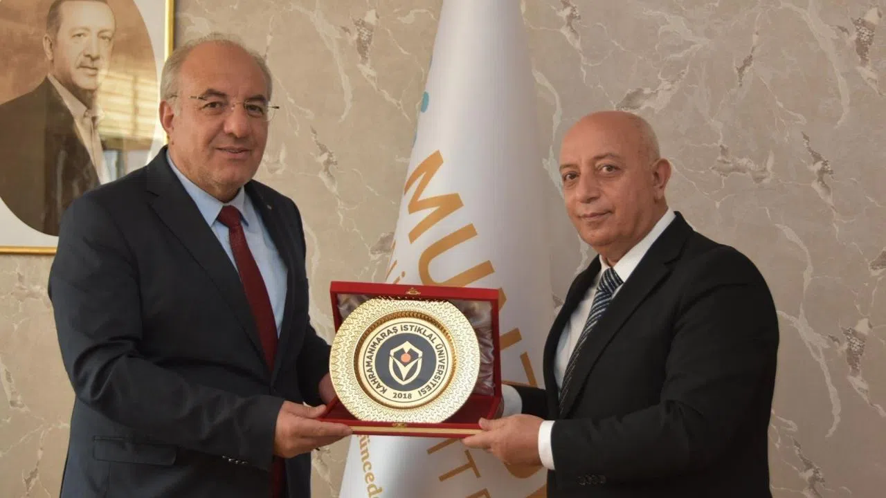 Kahramanmaraş İstiklal Üniversitesi Rektörü Tunceli'de Konferans Verdi