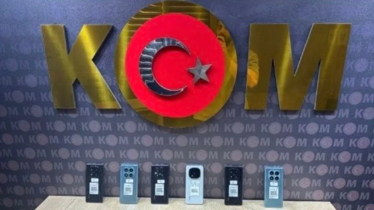 Kahramanmaraş'ta Kaçakçılık Operasyonu: 24 Telefon Yakalandı
