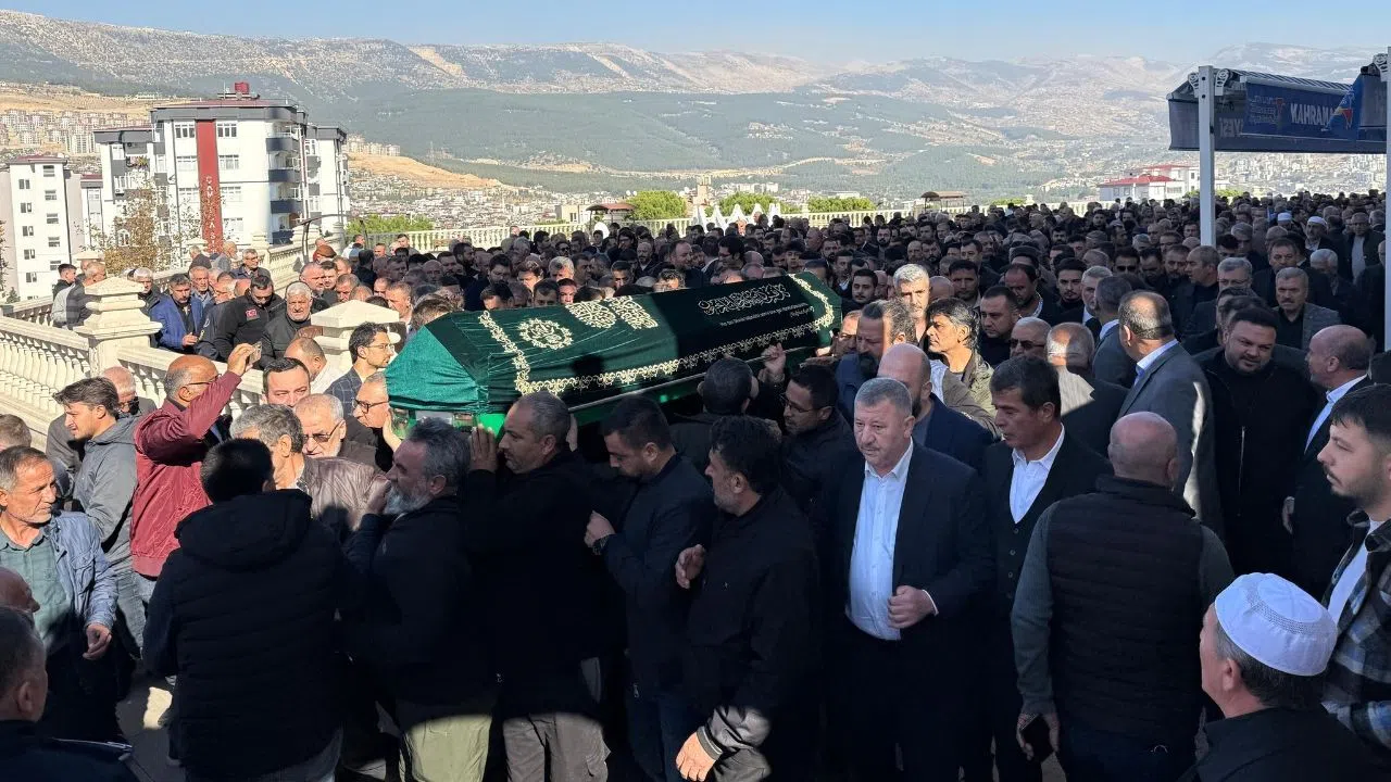 Kadriye Kır Dualarla Son Yolculuğuna Uğurlandı