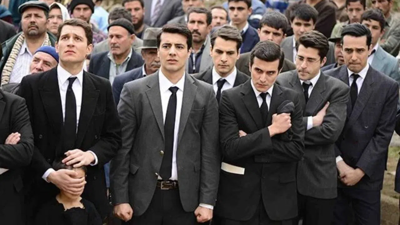 Kahramanmaraş Dizisi "Yedi Güzel Adam" IMDb'de İlk 10'da