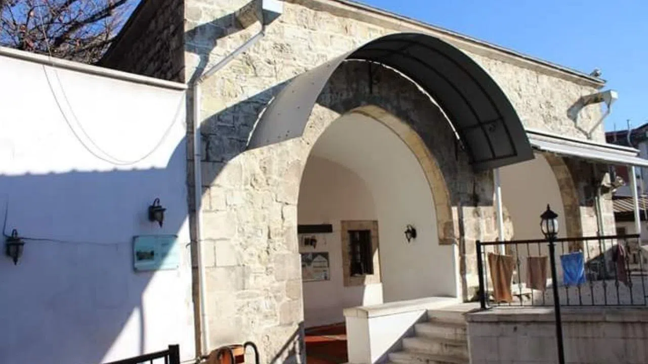 Kahramanmaraş'ta 476 Yıllık Tarihi Miras: İklime Hatun Mescidi ve Türbesi