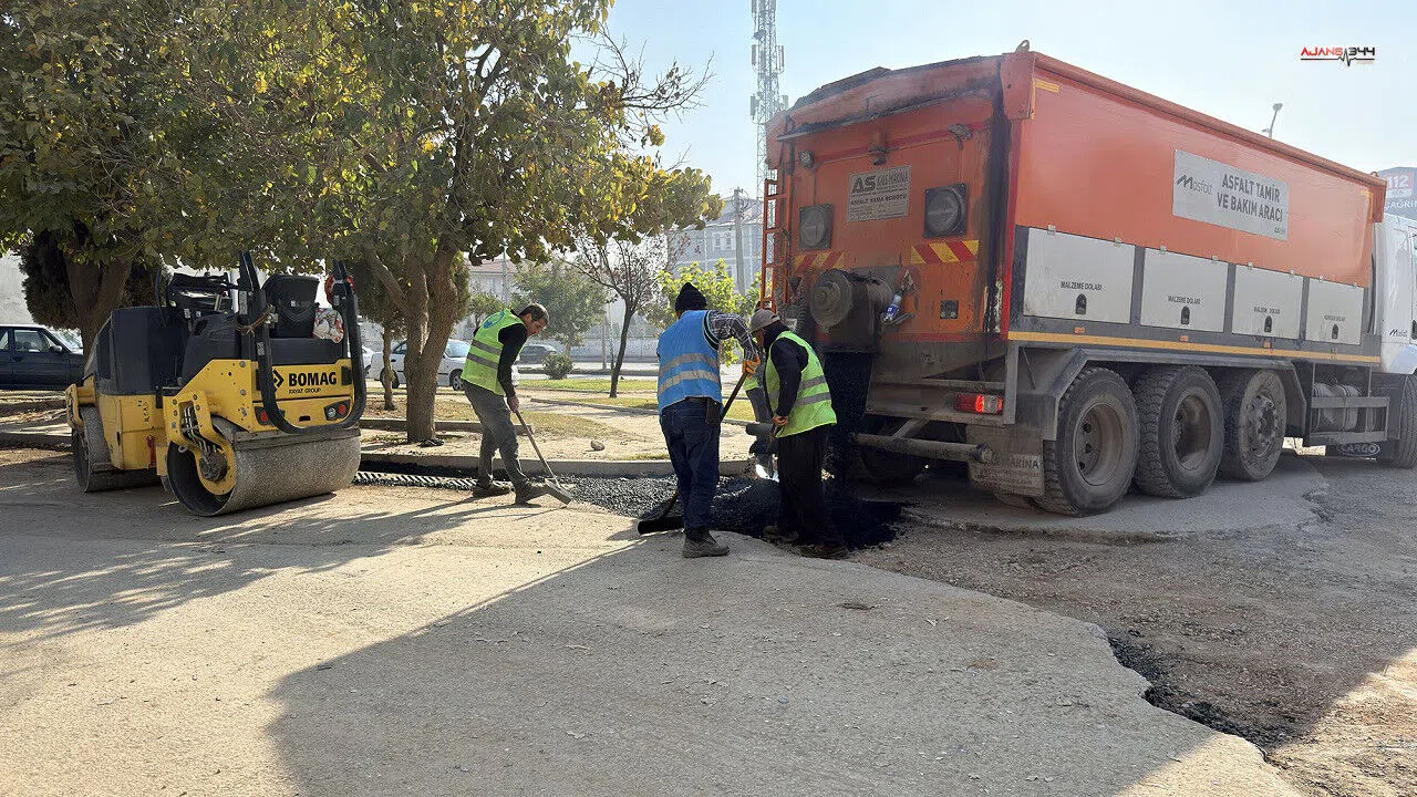 Kahramanmaraş’ta altyapısı tamamlanan yollar asfaltla yenileniyor