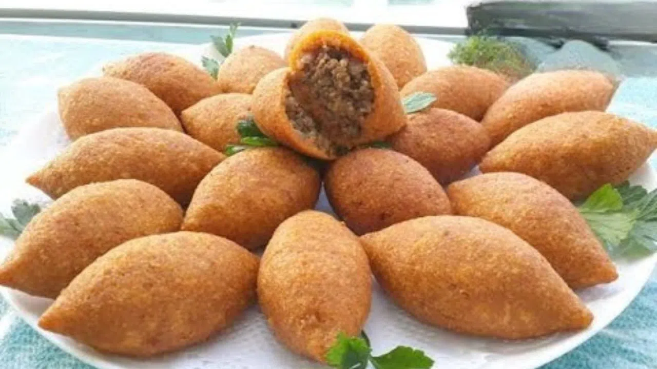Kahramanmaraş'ta Sofraların Vazgeçilmez Lezzeti: İçli Köfte