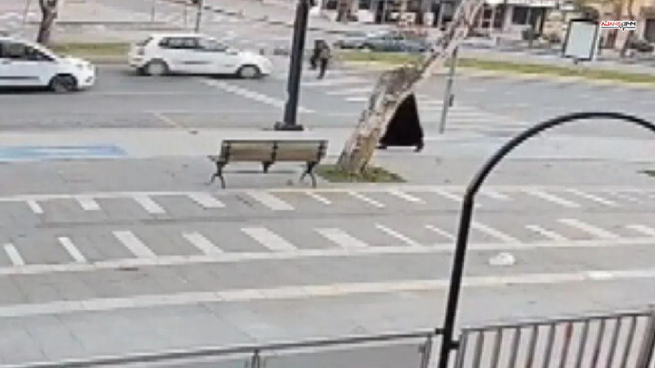 Kahramanmaraş'ta Yaya Geçidinde Otomobilin Çarptığı Yaya Ağır Yaralandı