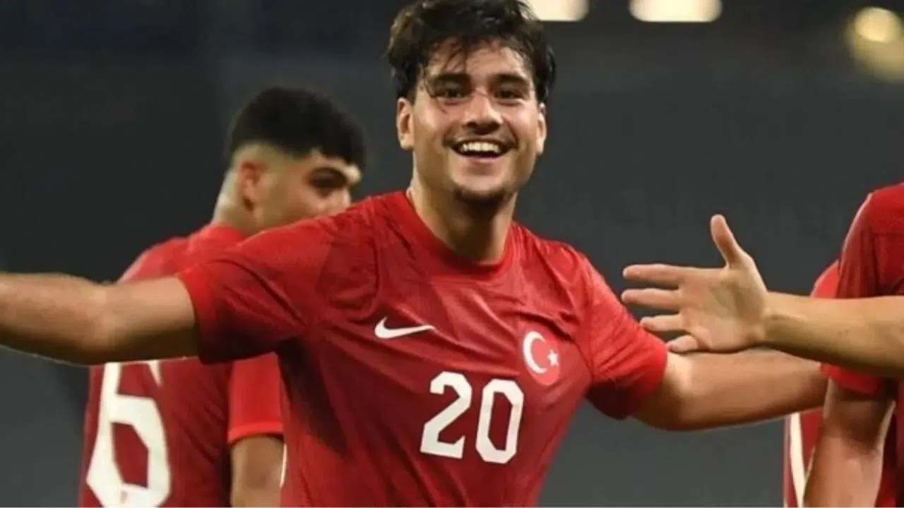 A Milli Takım'da Sürpriz İsim: Aral Şimşir Davet Aldı