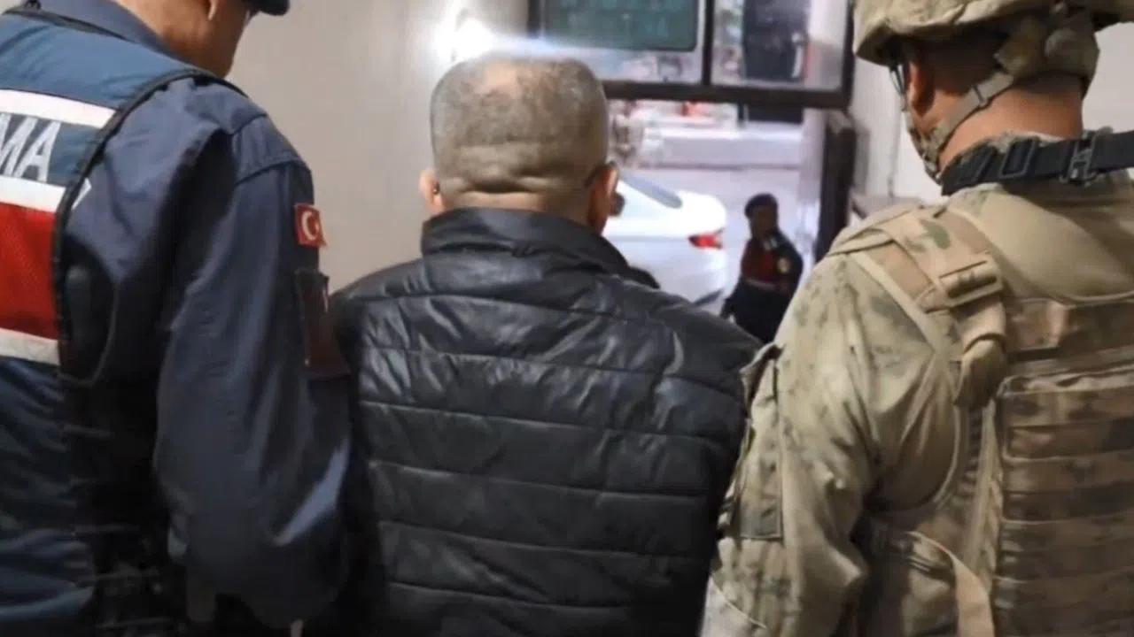 Kara para aklama operasyonunda 4 hakem gözaltında