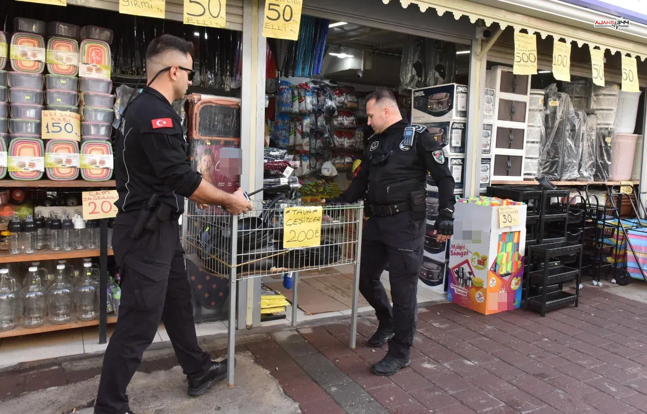 Kepez’de kaldırım ve yol işgallerine zabıtadan sıkı denetim