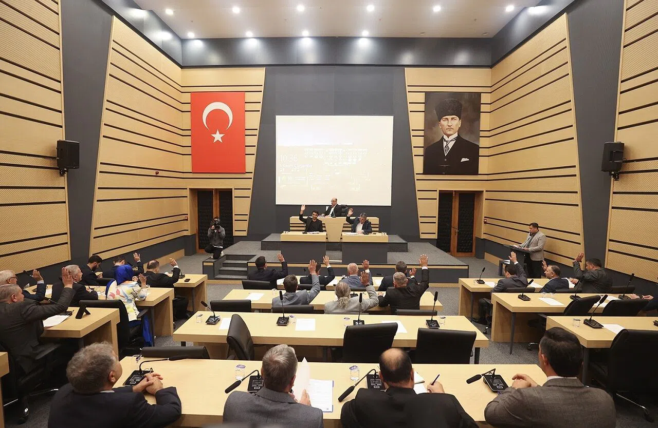 Kış Gelmeden 60 KM Yol Hazır! Dulkadiroğlu’ndan Hizmet Atağı