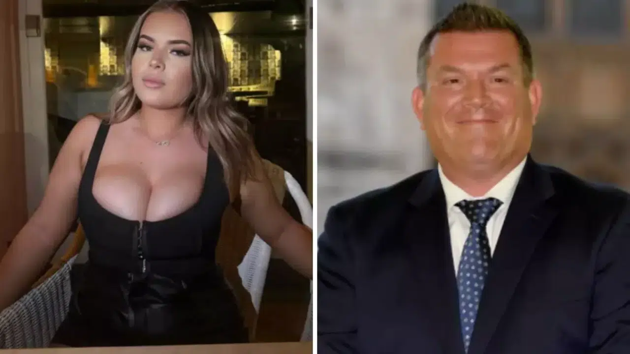 Avustralyalı Parti Lideri Saunders Kızının Yetişkin İçerik Kariyeri Sonrası İstifa Etti