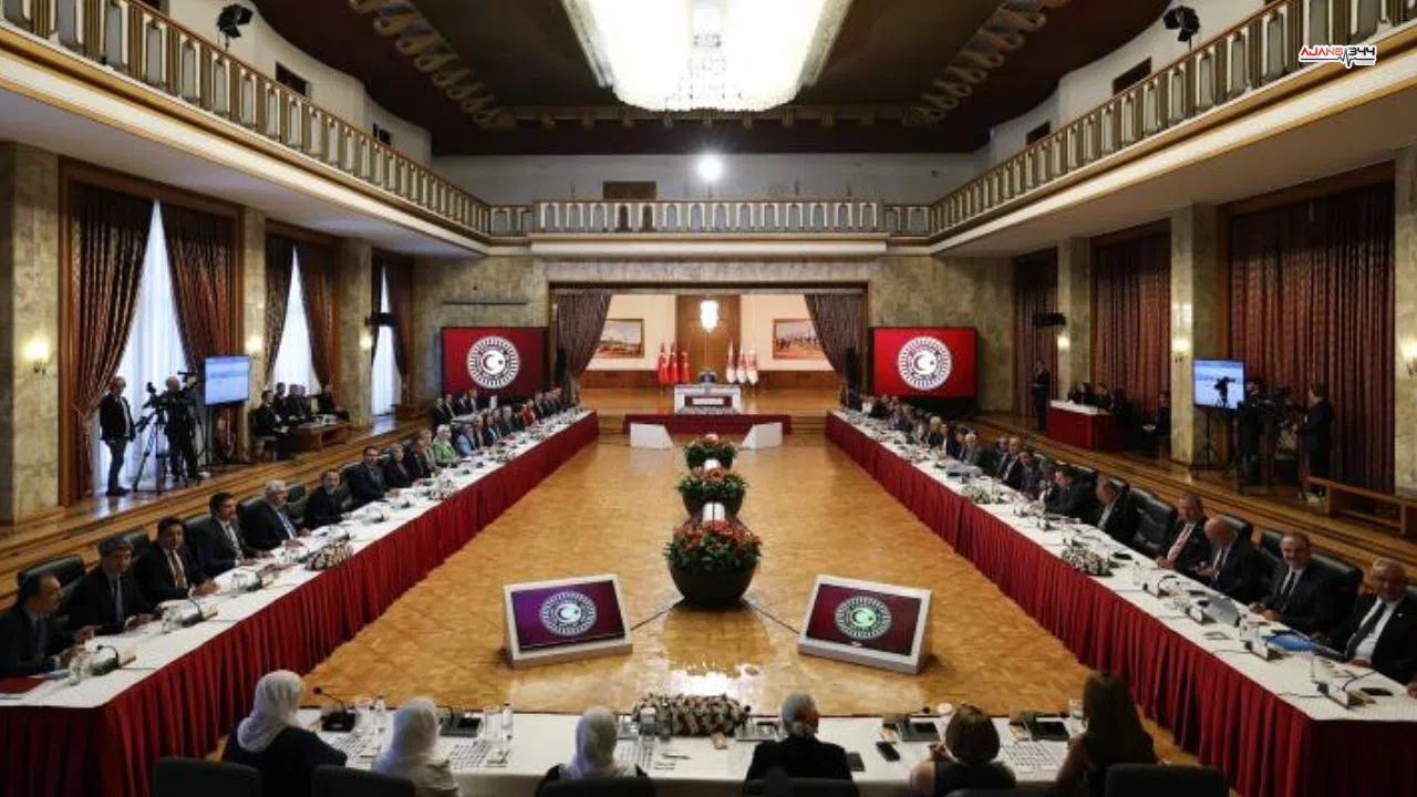 İmralı Kararı Sonrası Komisyondan İstifa Etti!