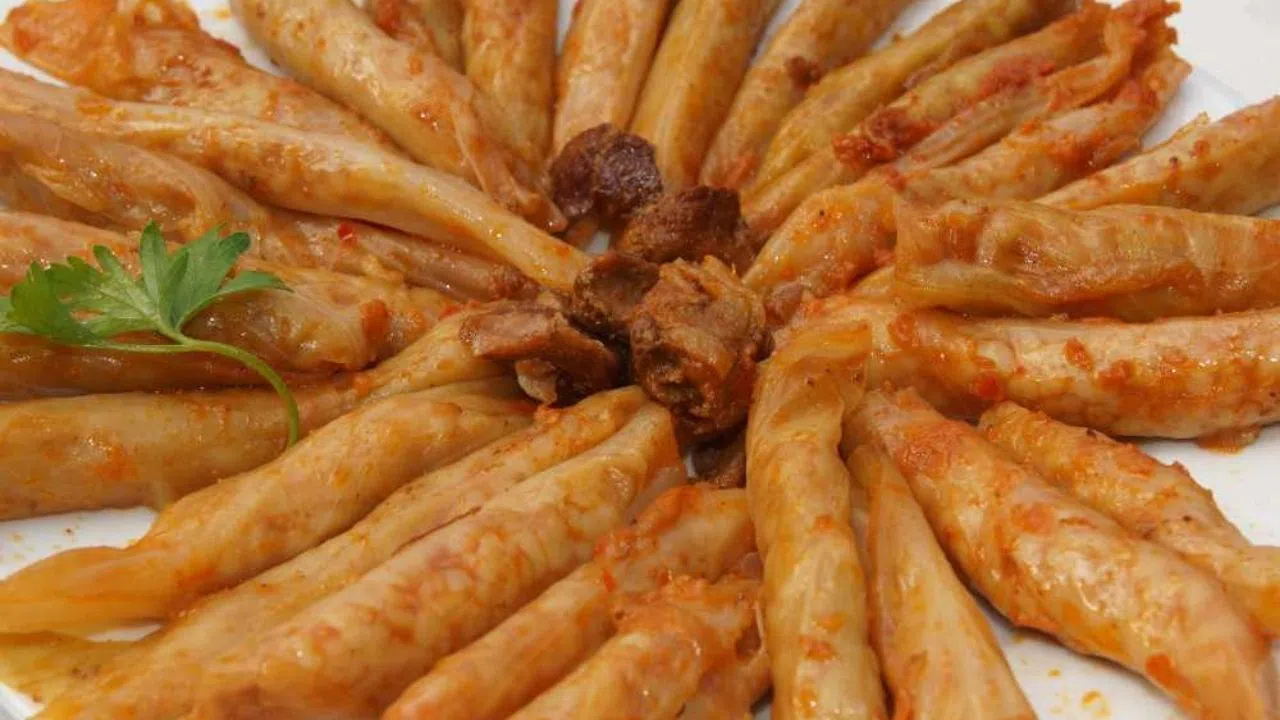 Kahramanmaraş'ın Tescilli Lezzeti: Eşsiz Lahana Sarması