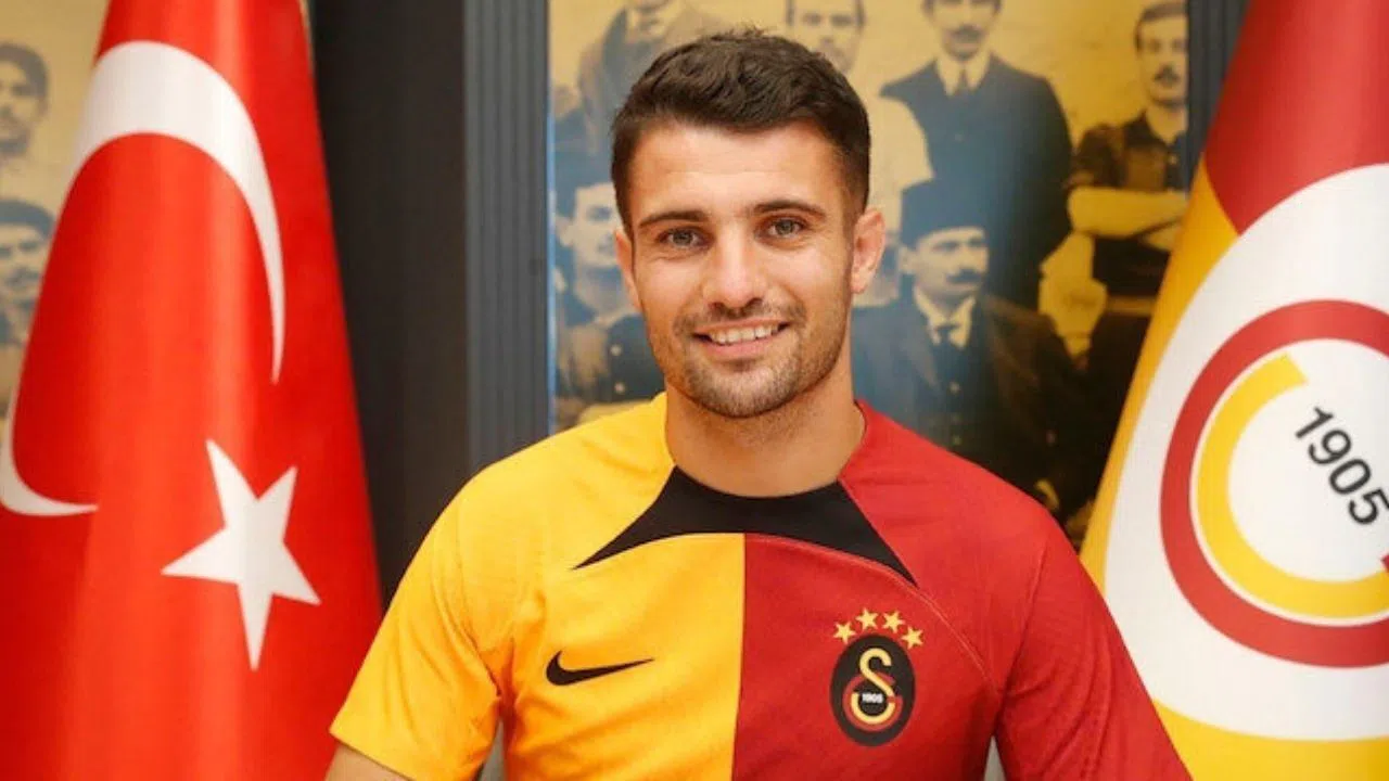 Leo Dubois 31 Yaşında Futbolu Bıraktı