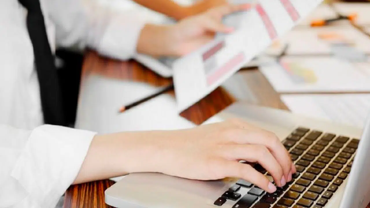 2026 Maaşları Netleşiyor: Memurlara Çifte Artış Geliyor