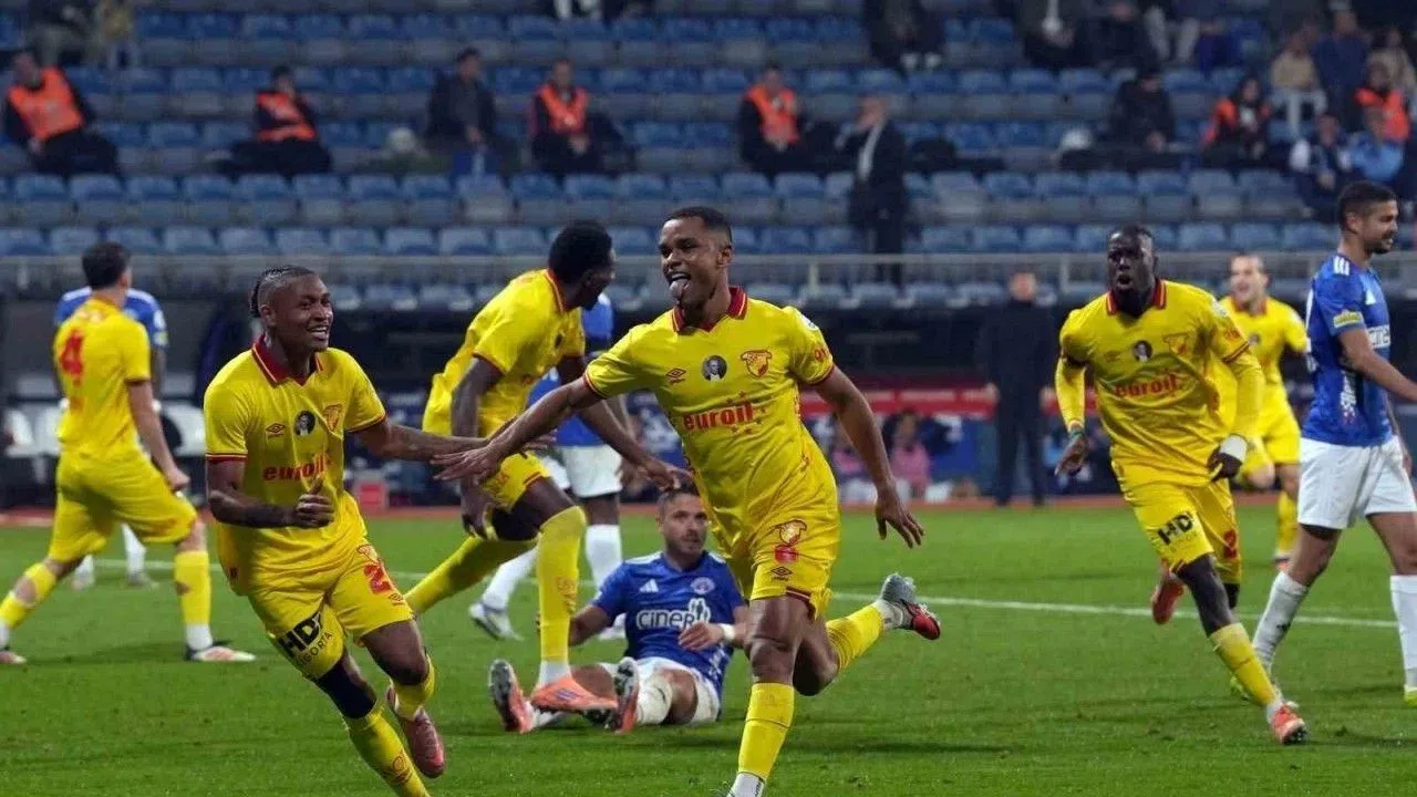 Kasımpaşa - Göztepe Maçı Sonucu Açıklandı