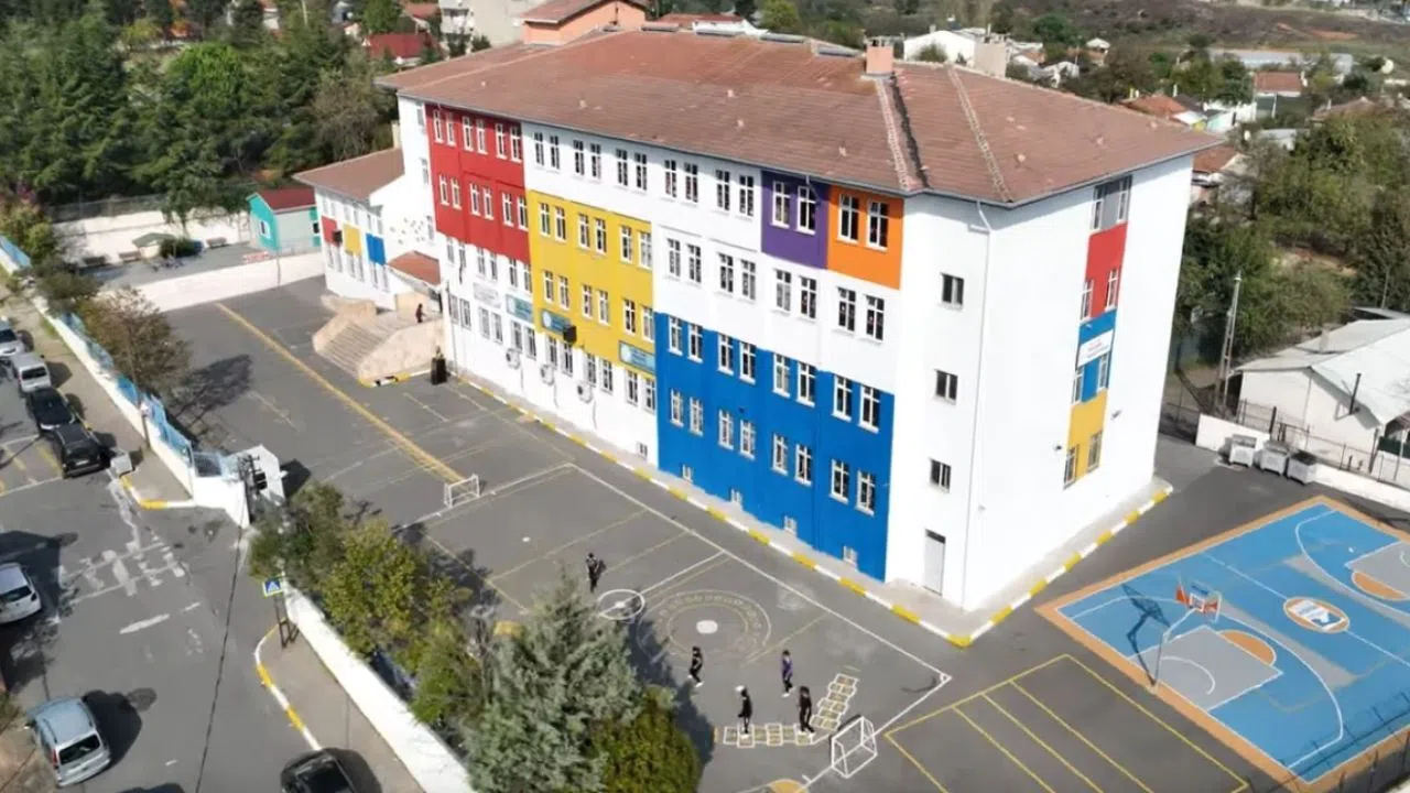 Kahramanmaraş'ta Okullar 9 Gün Tatil Edildi