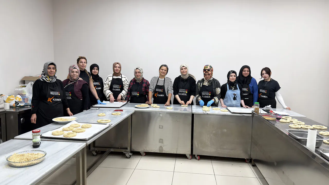 KAMEK Pastacılık Kursu Kadınlara Yeni İstihdam Kapıları Açıyor