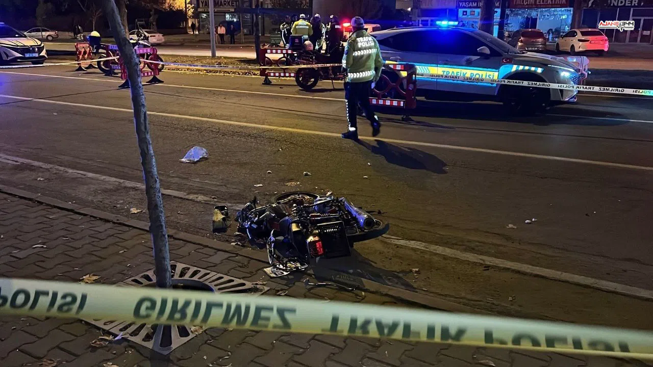 Kahramanmaraş'ta Polisten Kaçan Motosiklet Kaza Yaptı 1 Ölü, 1 Yaralı