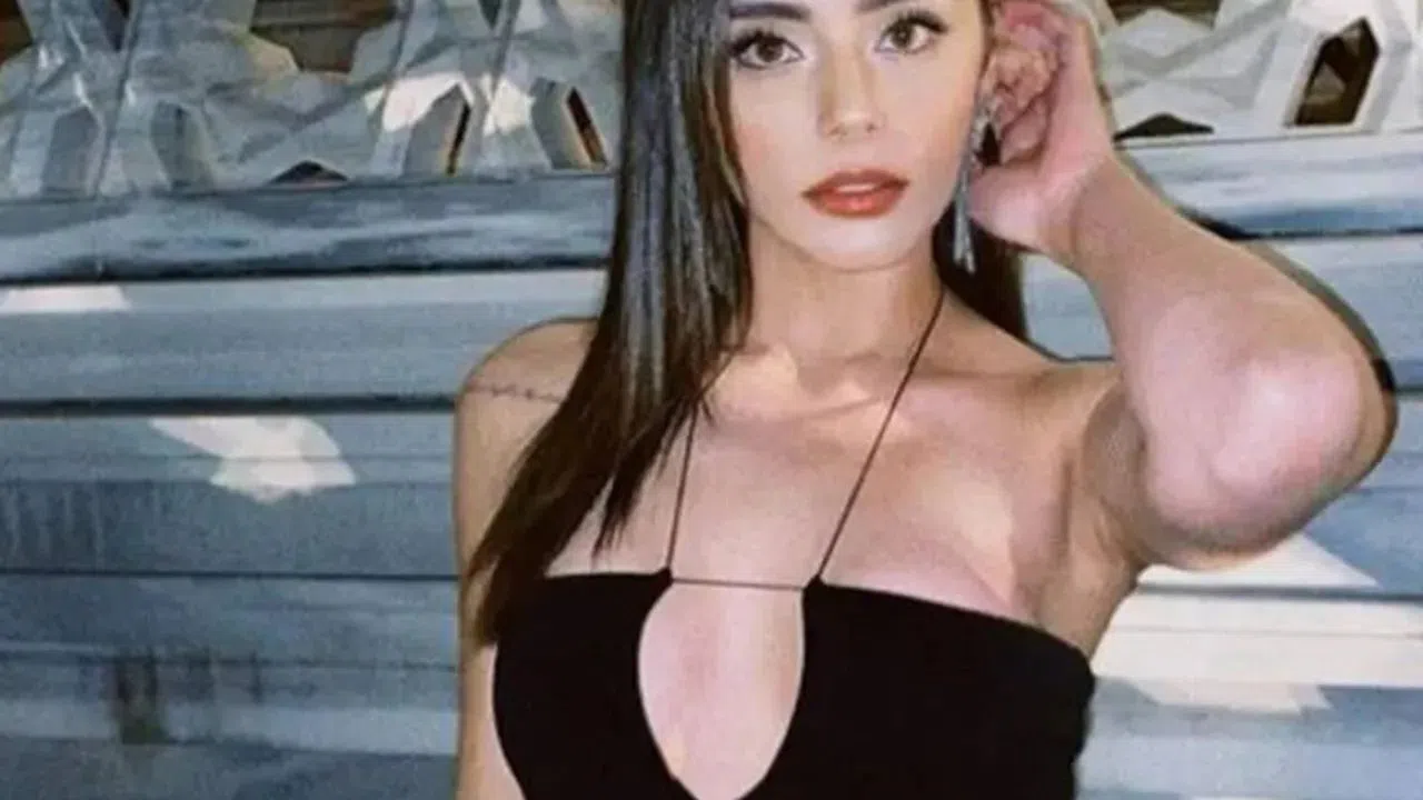 Sıla Türkoğlu Diziden Ayrıldıktan Sonra Doğukan Güngör ve Feyza Civelek'i Takipten Çıkardı