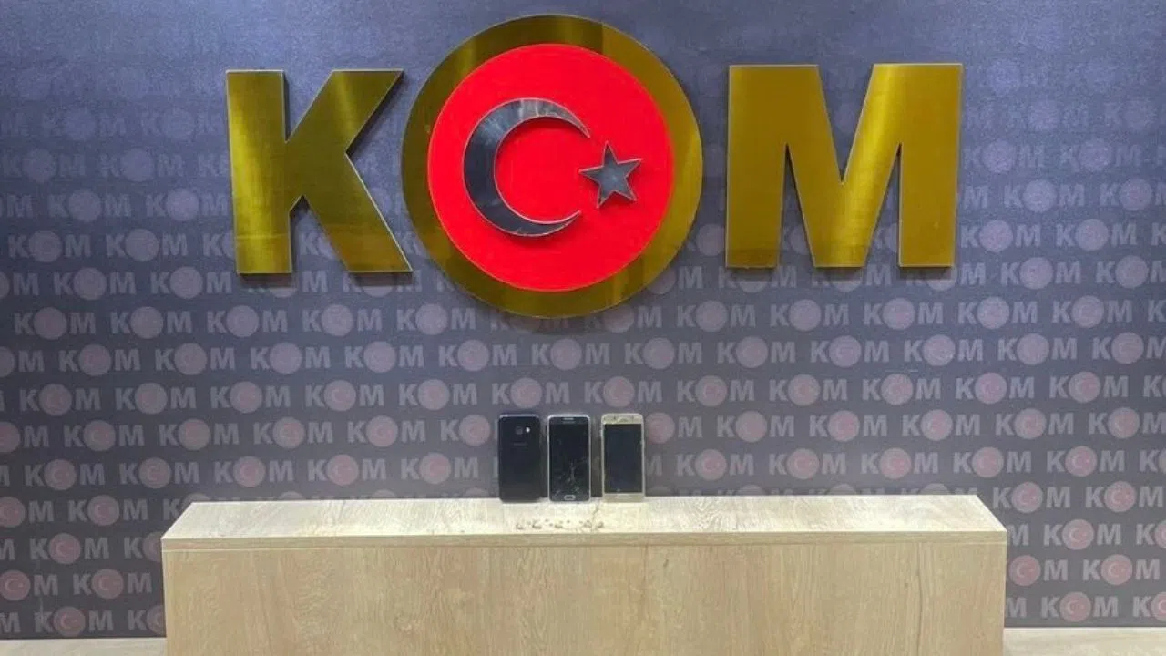 Kahramanmaraş'ta Kopya Düzeneğiyle E-Sınava Girenler Yakalandı